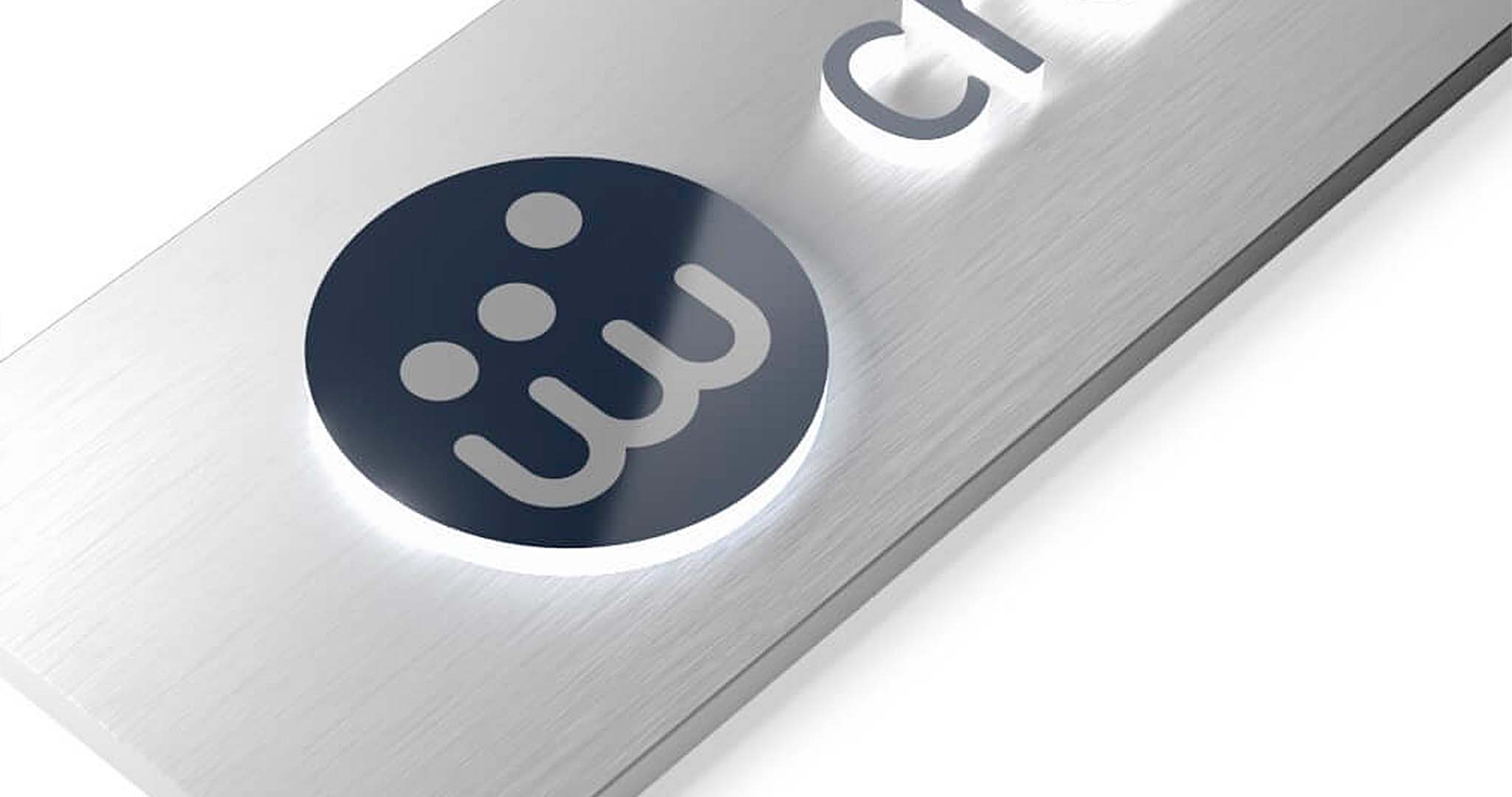 Rótulos de aluminio tipo bandeja