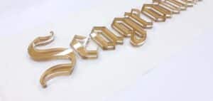 Diseños corte laser en corpóreos de metacrilato